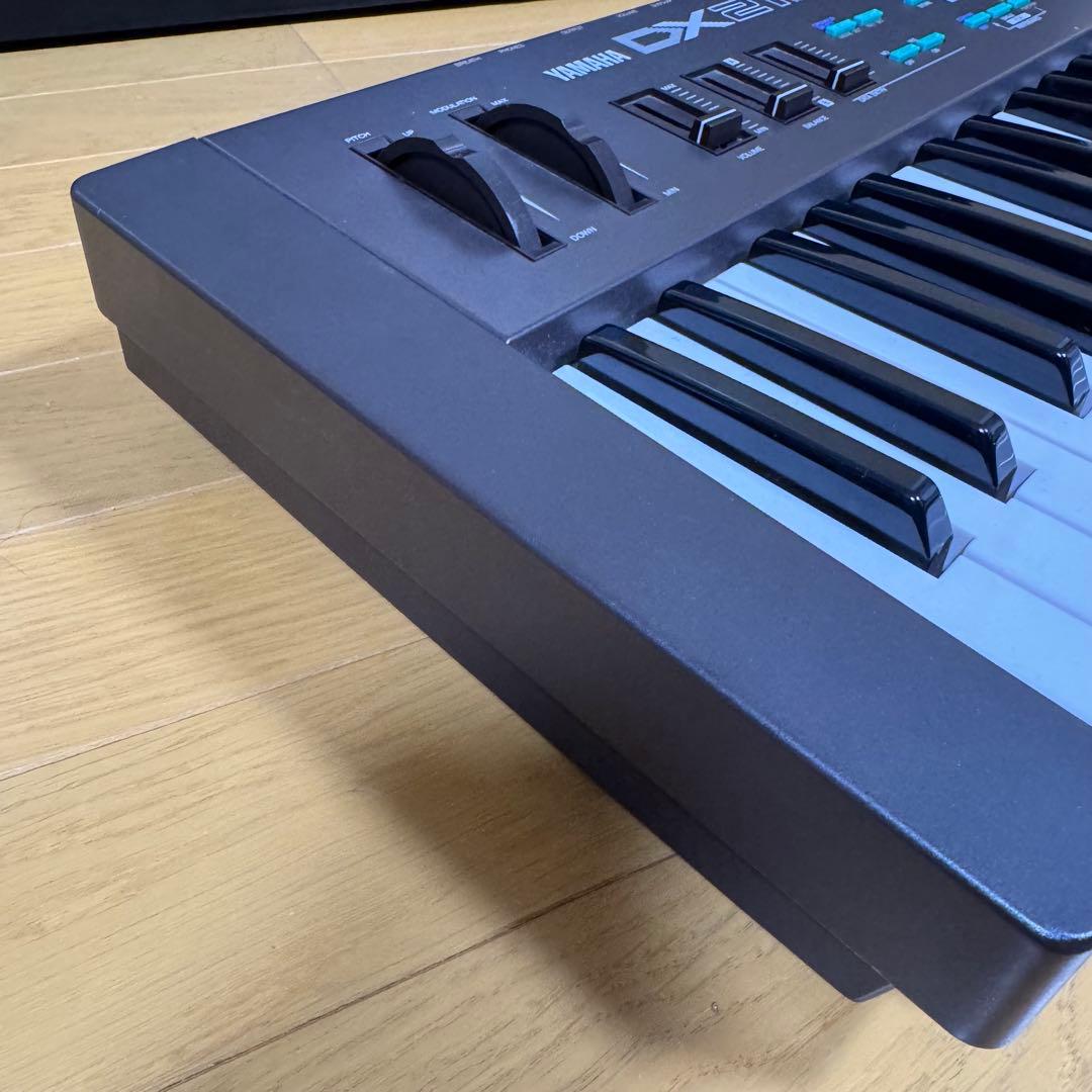 YAMAHA DX21 シンセサイザー　ソフトケース付き　ヤマハ　音楽　作曲