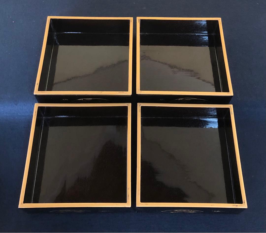 《R》黒内梨地 沈金扇松竹梅図 四段重 替蓋 木製漆器 木箱　260128く2