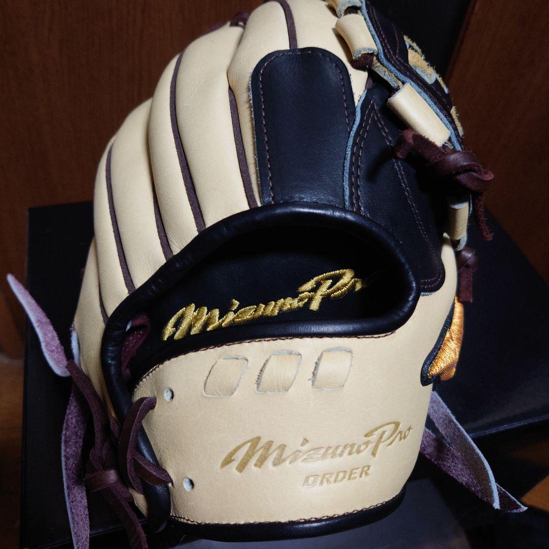MizunoPro ORDER 軟式グローブ ブロンズ/黒　内野手用　小さめ。