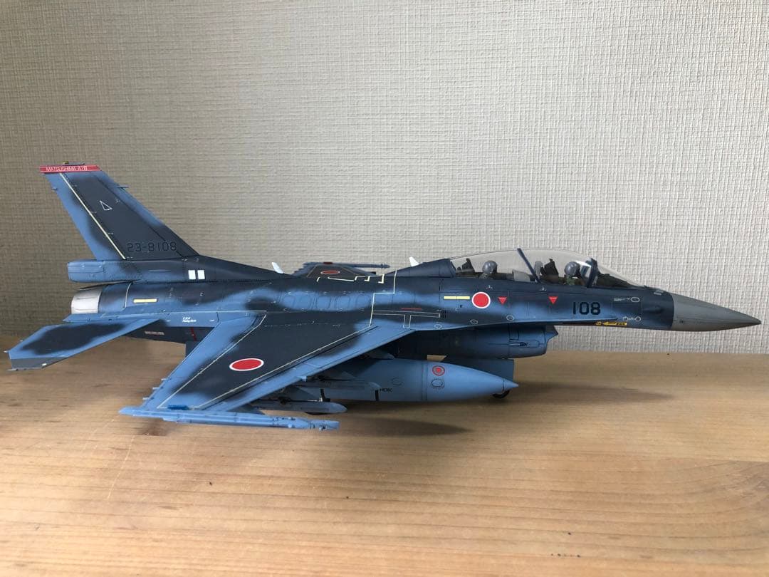 ○訳あり品○ 航空自衛隊　F-2B プラモデル