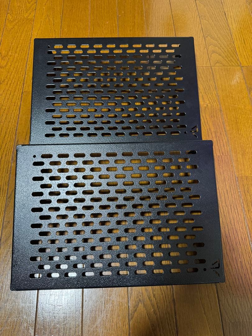 ブラックデザイン　プレート