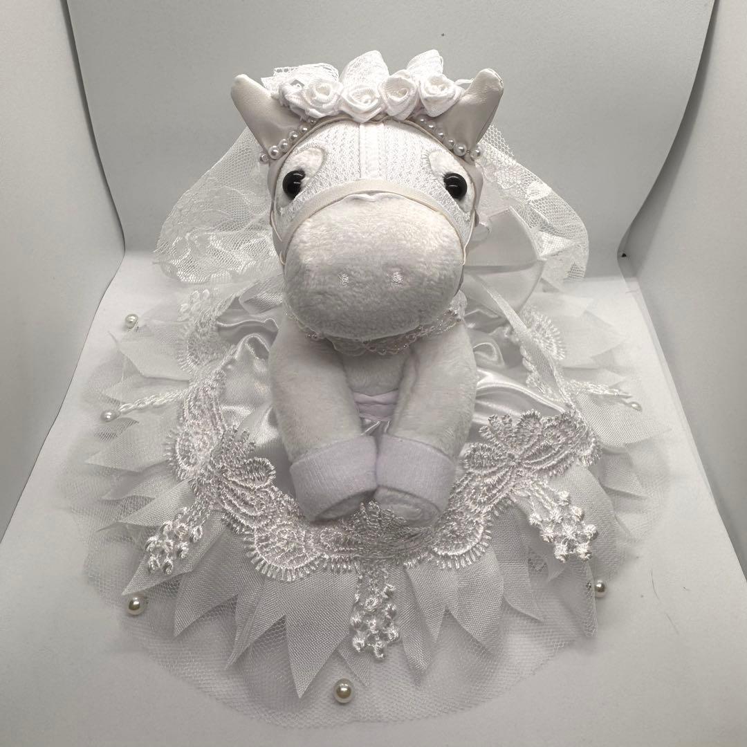 ミニー♪　アイドルホース用ウェディングドレスなど