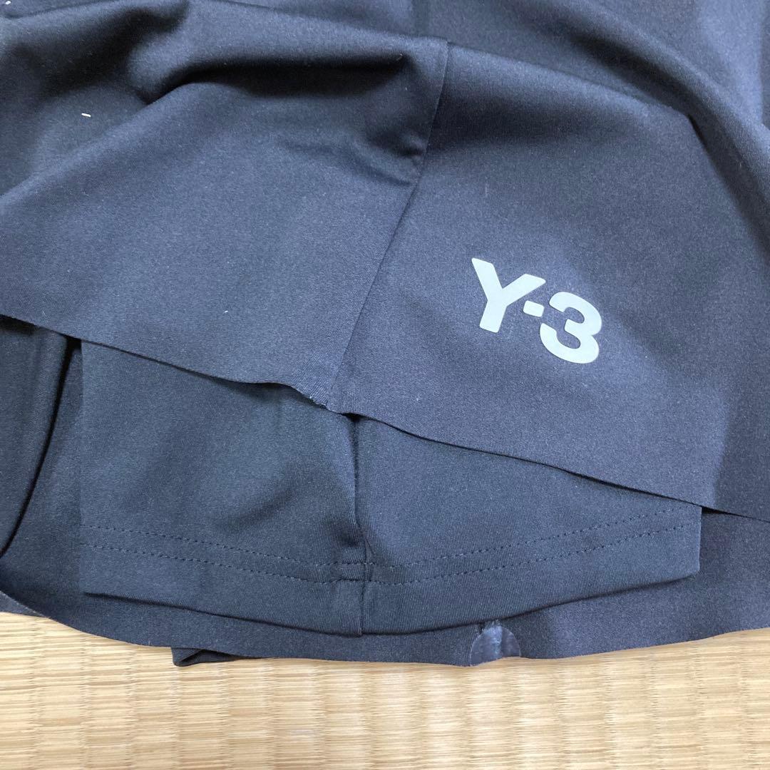Y-3 Tennis Pro Match Shorts 黒