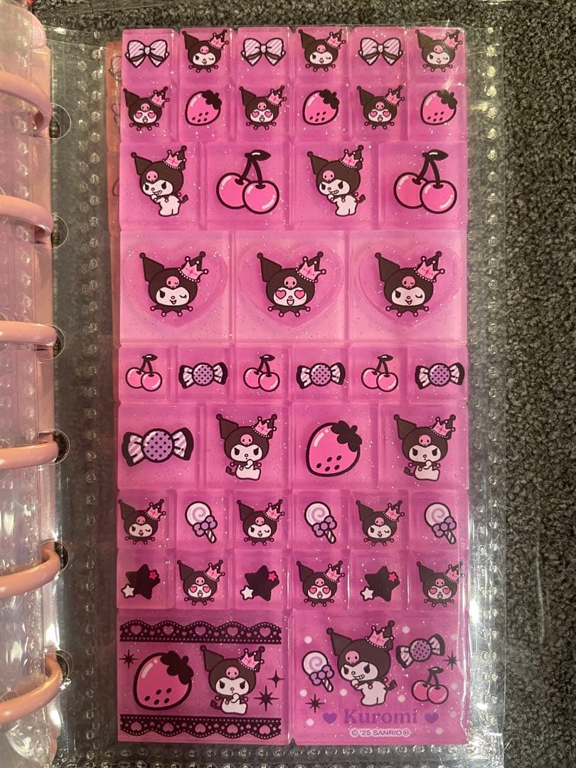 サンリオ　ボンボンドロップシール　シール手帳　ラブブ