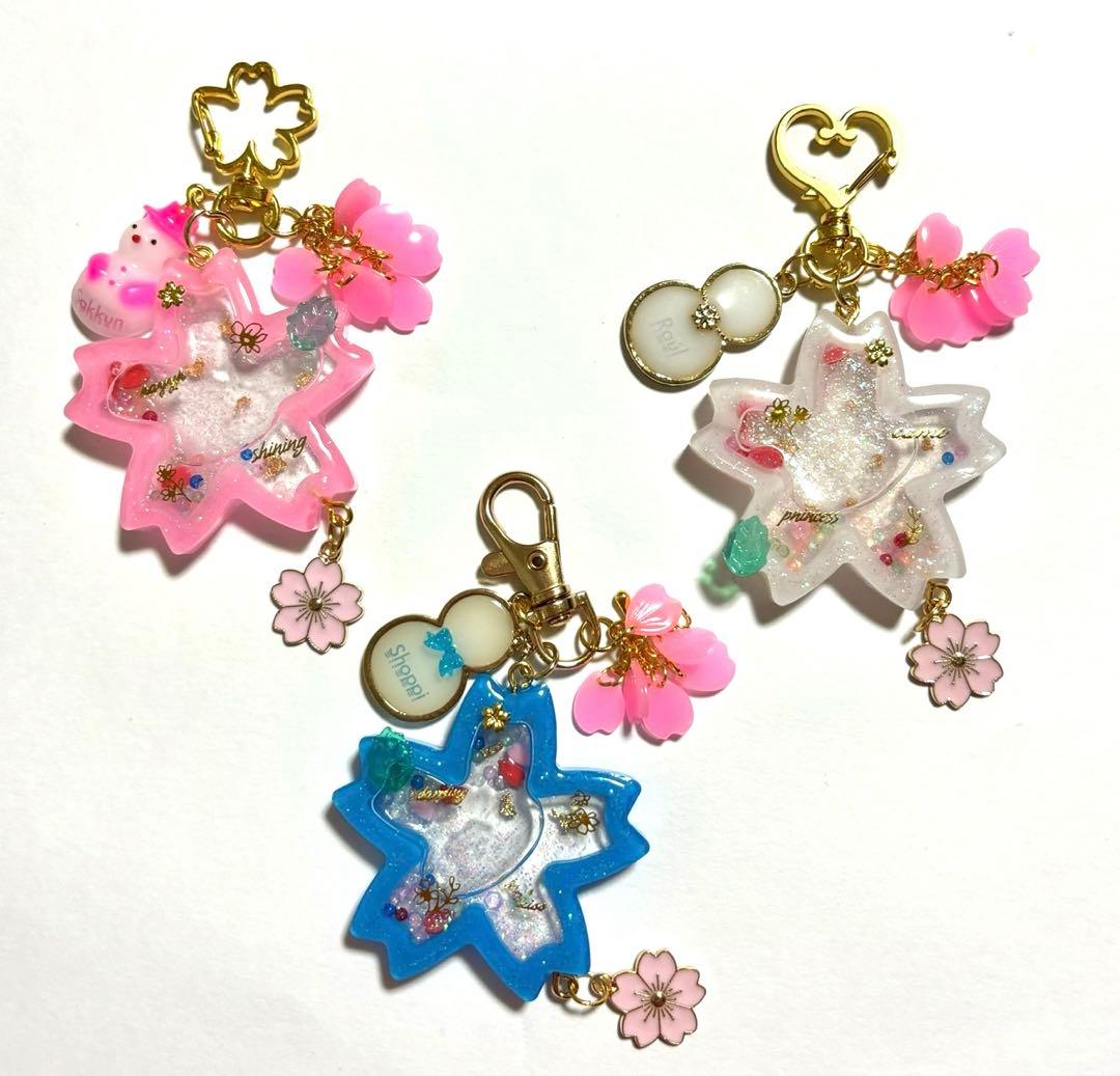Man レジンキーホルダー さくらシェイカー 雪だるま ハンドメイド