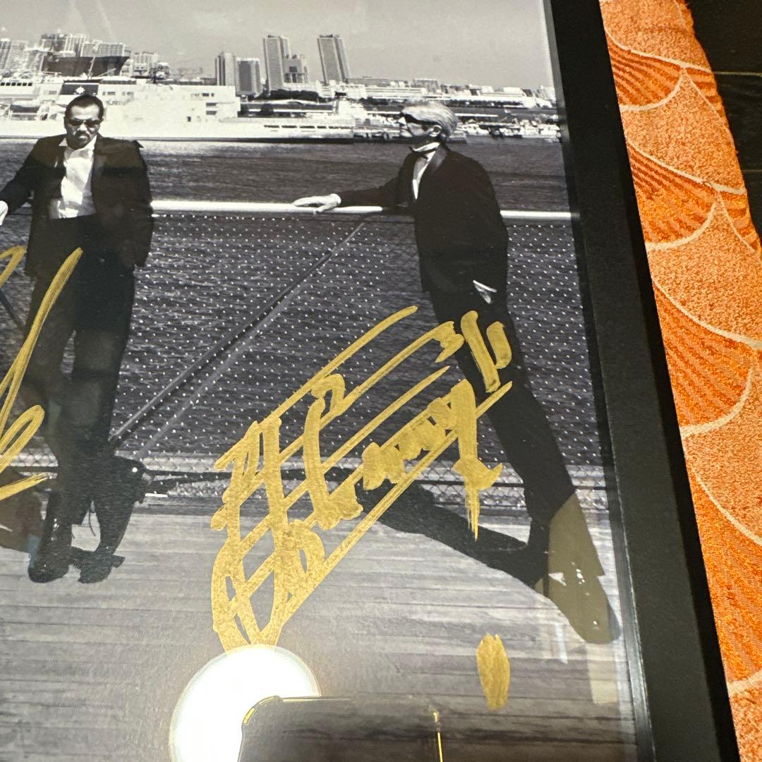 新品未使用　横浜銀蝿　直筆サイン入り　2021年　カレンダー　額付