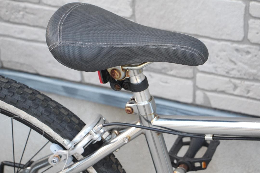 引き取り限定♪REUNION♪メッキフレーム♪24インチタイヤ♪固定ギアです♪