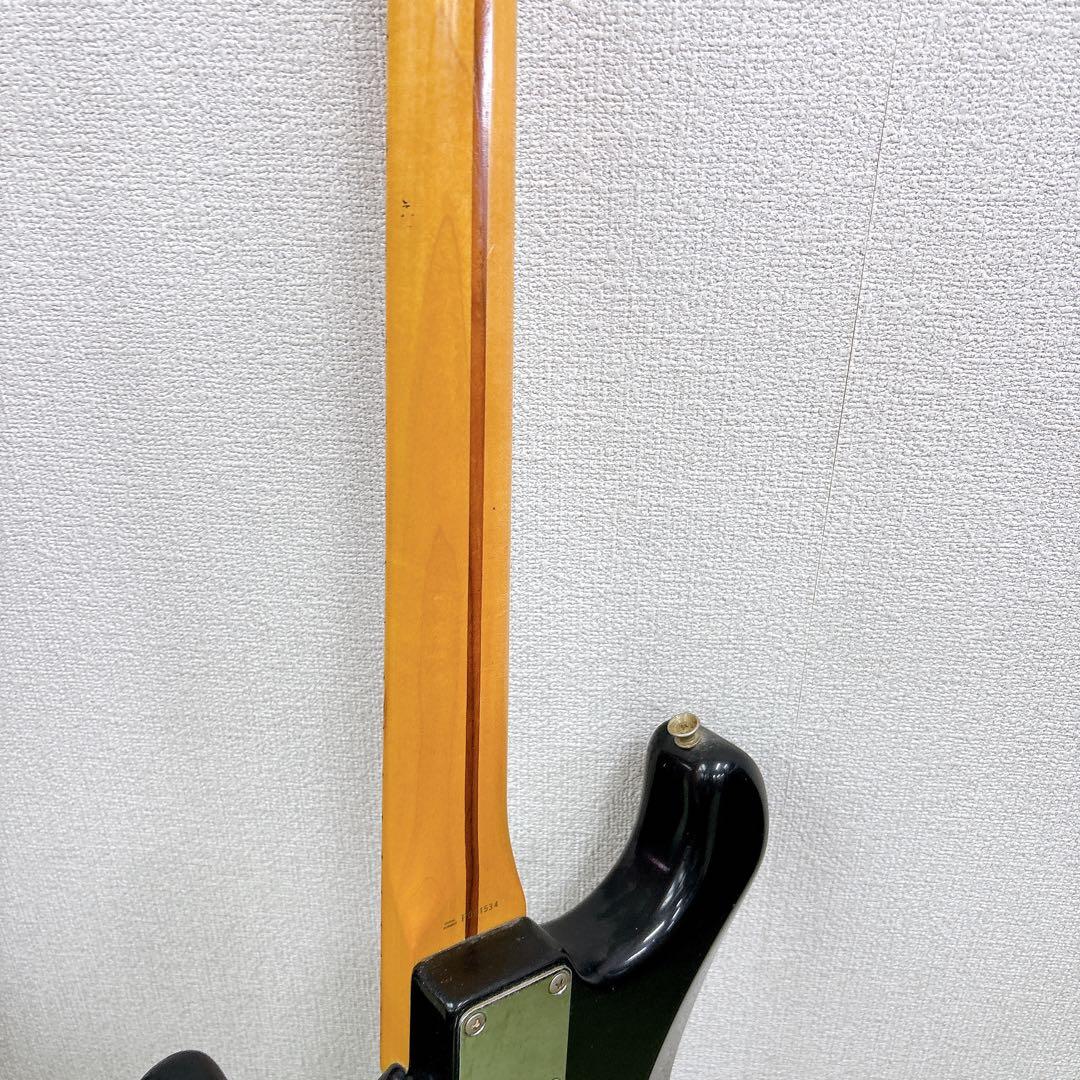 ＃Fender Stratocaster ブラック エレキギター部品欠品あり