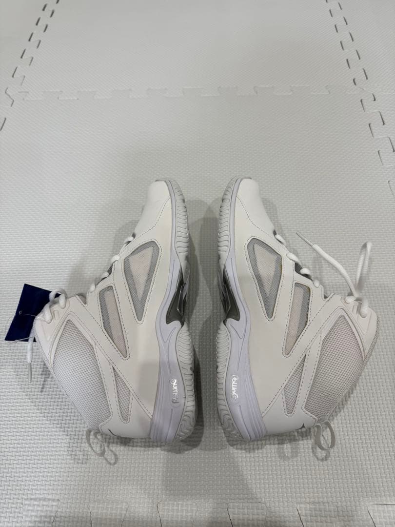 ミズノ　フィットネスシューズ　24センチ