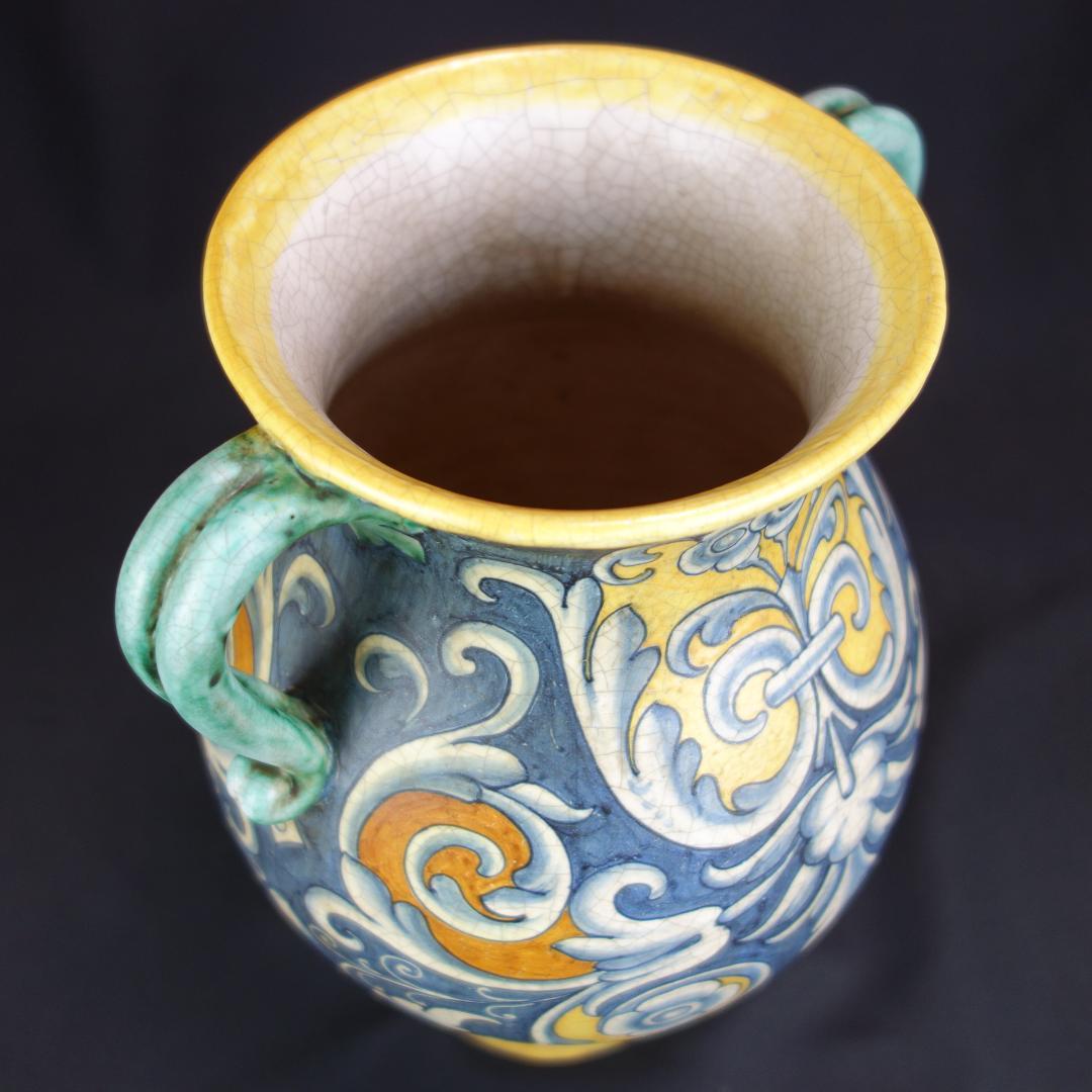 【デルータ窯 】マヨリカ焼き 不思議な絵柄の壺 【 イタリア製 】