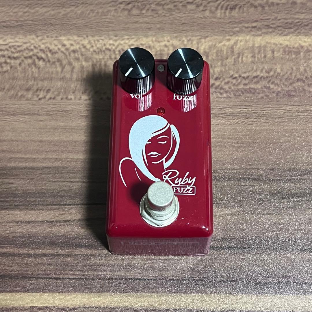 ギター Red Witch Seven Sisters Ruby Fuzz