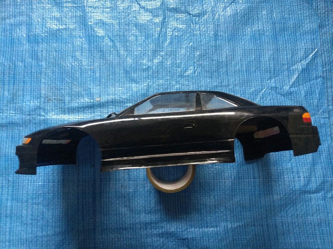 S13　シルビア　ボディのみ　1/10RC　電動ラジコン　穴あり　中古品