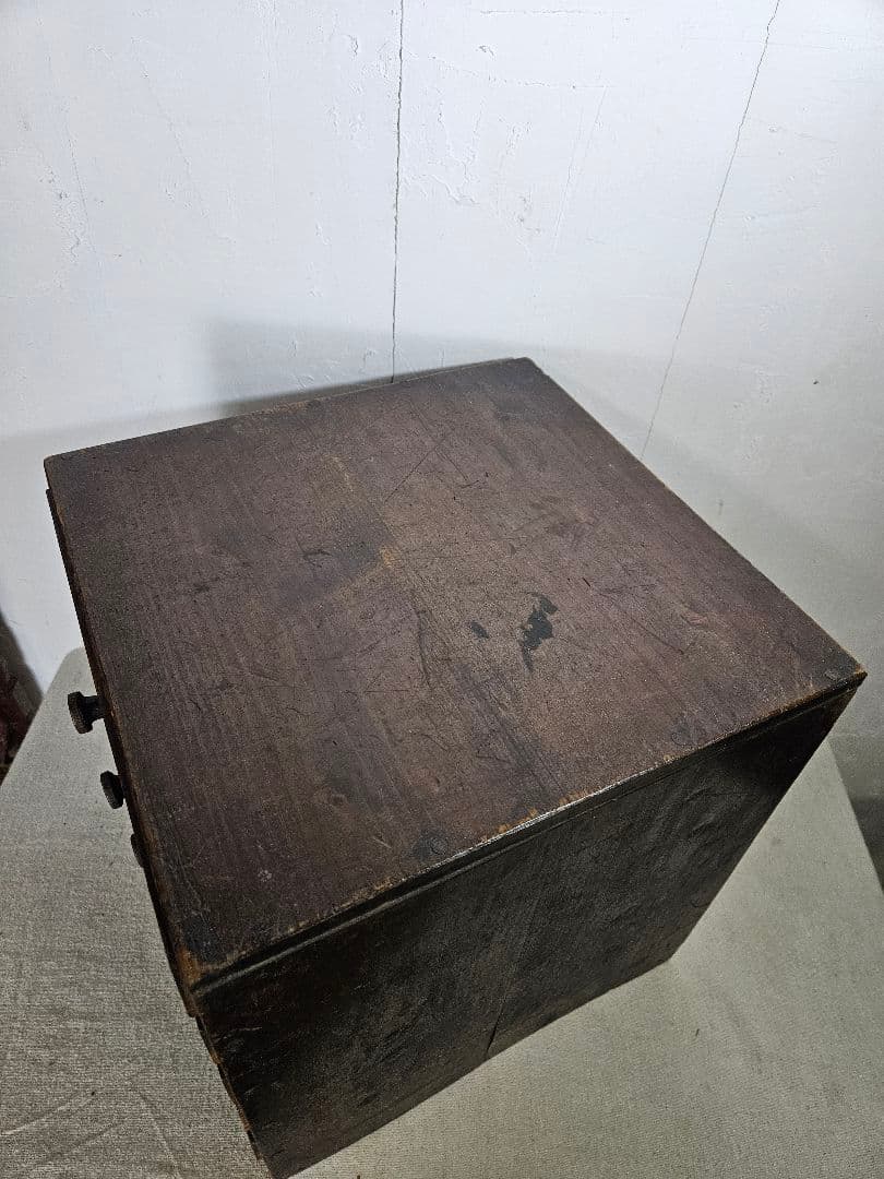 USヴィンテージ 木製の引出し 5段 小箪笥 チェスト 小物入れ 卓上 収納