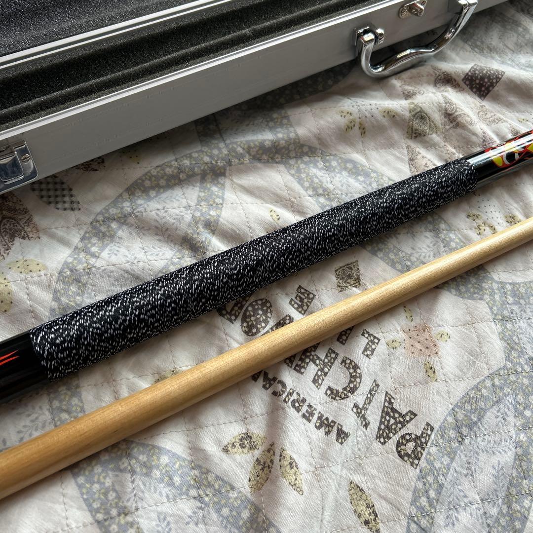 ビリヤードキュー 1本セットとケース