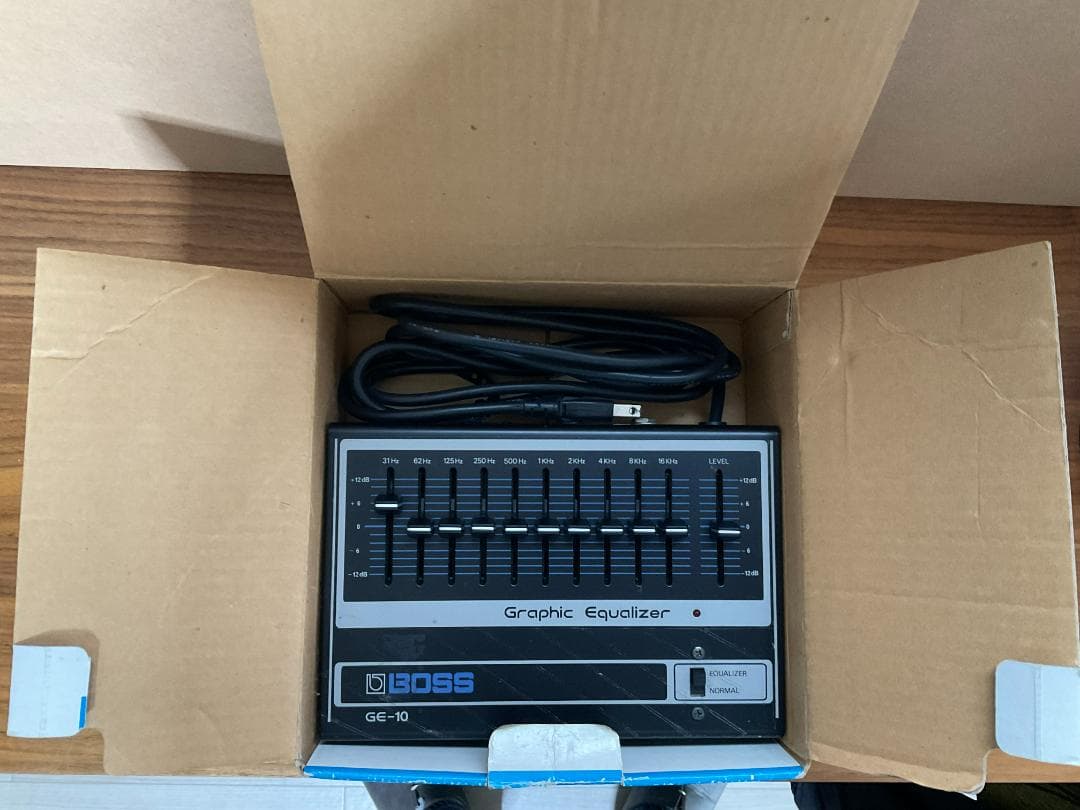 BOSS GE-10 グラフィックイコライザー（箱付き）