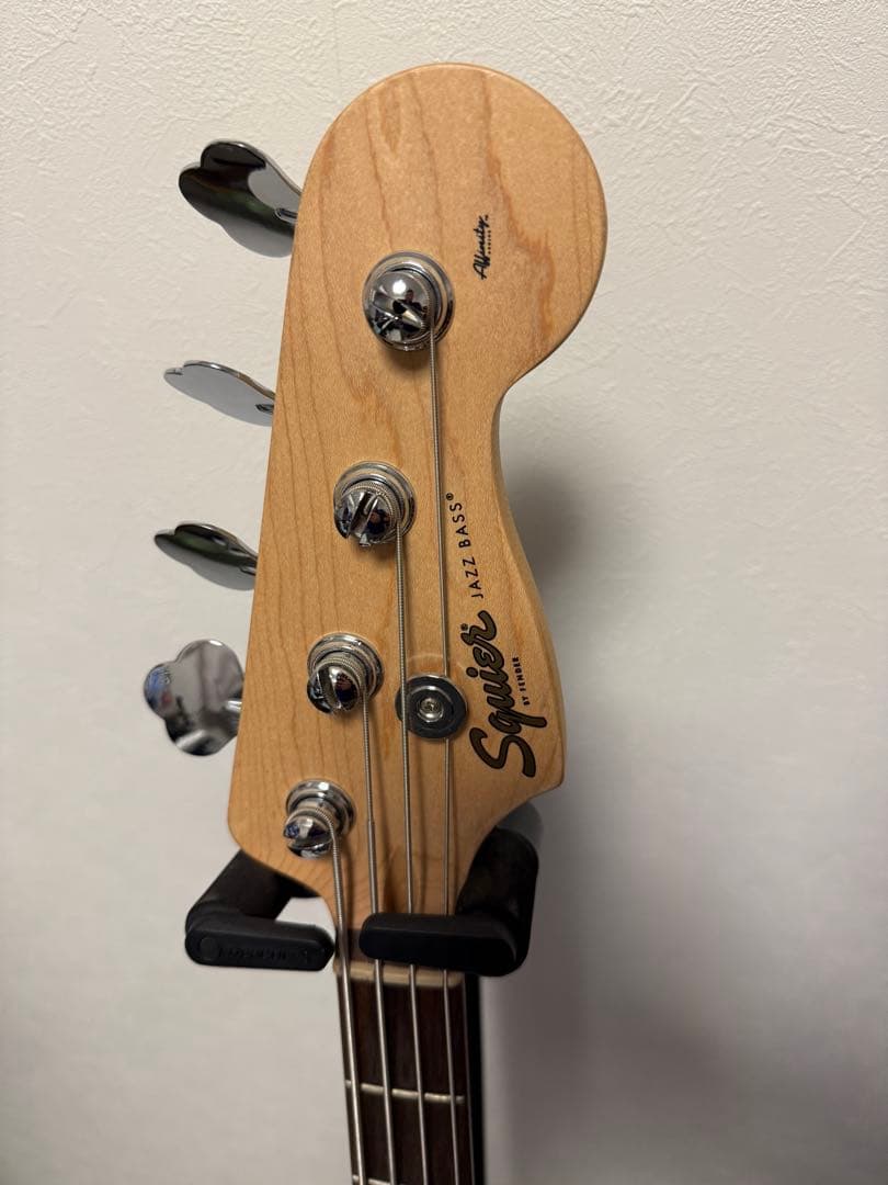 特価 Squier Affinity Jazz Bass EMG PU 4弦
