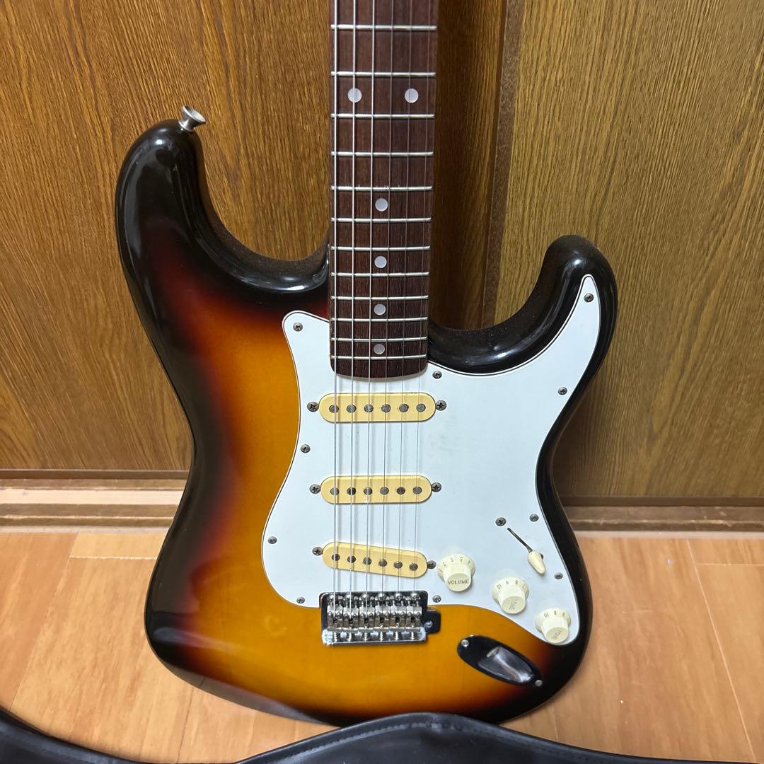 y*0様 Squier SST-33 ストラトフジケン製 Lシリアル1991年