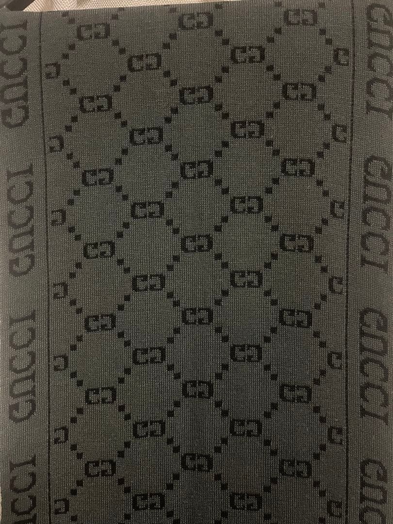 GUCCIロコ入りマフラー ノベルティ（プロフ必須）