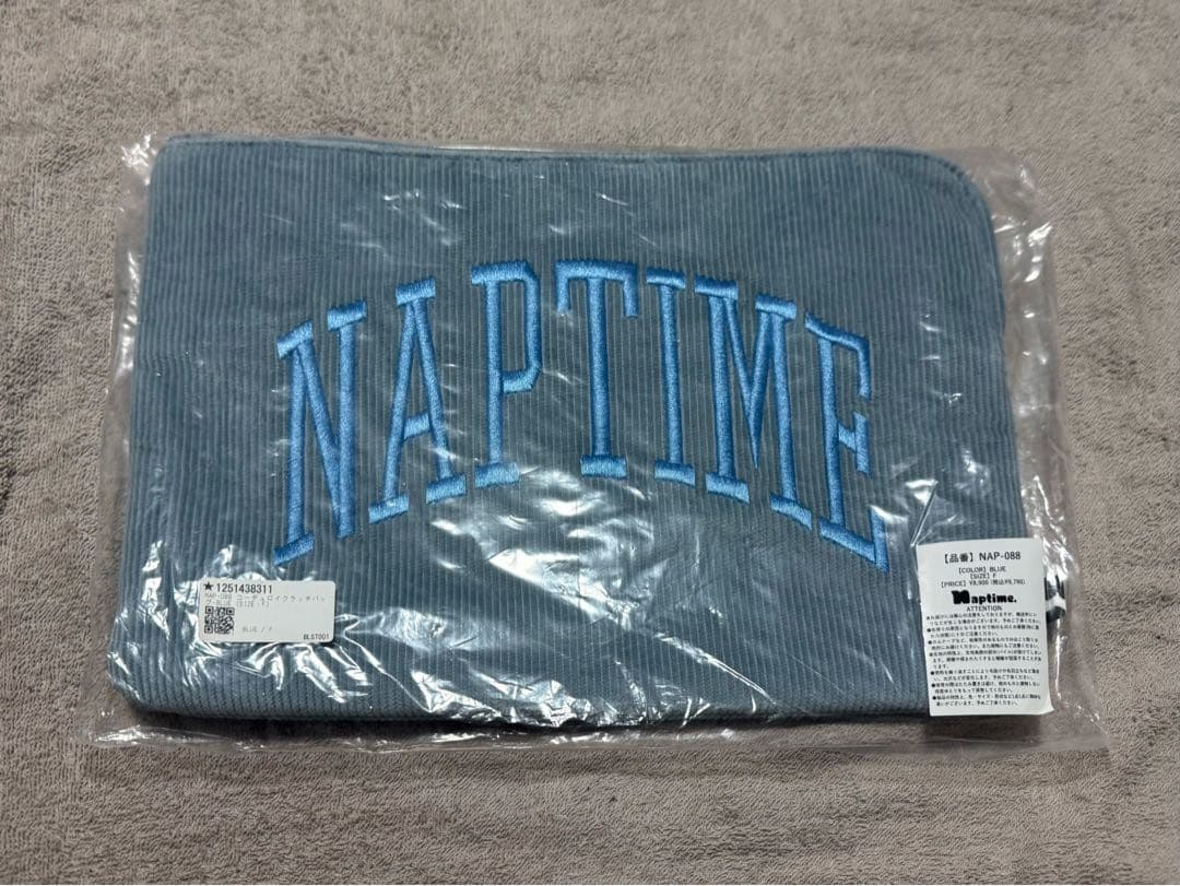 Naptime コーデュロイクラッチバックBLUE