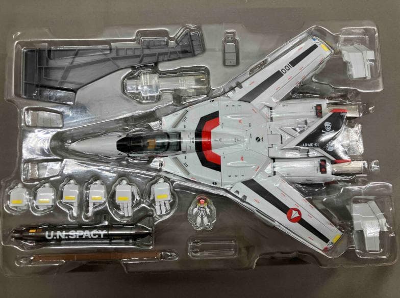 【美品】DX超合金 劇場版 VF-1S バルキリー（一条輝機）