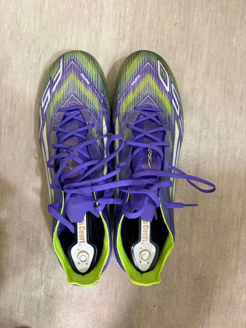 F50 サッカーシューズ 紫/緑 AG