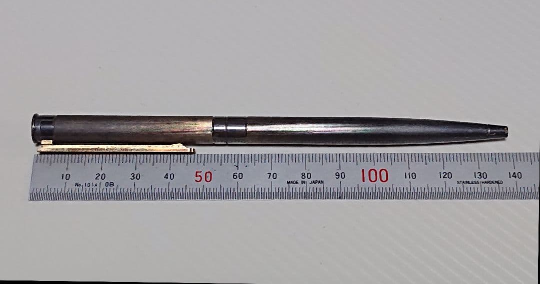 ヴィンテージMONTBLANC モンブランスクリュー式 ボールペン (匿名配送)