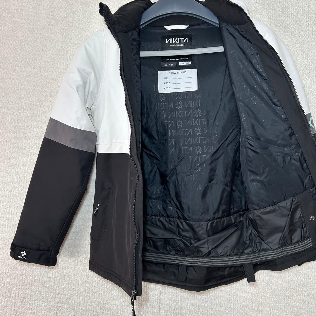 NIKITA ジュニア キッズ スノーボードウェア 上下セットＭサイズ