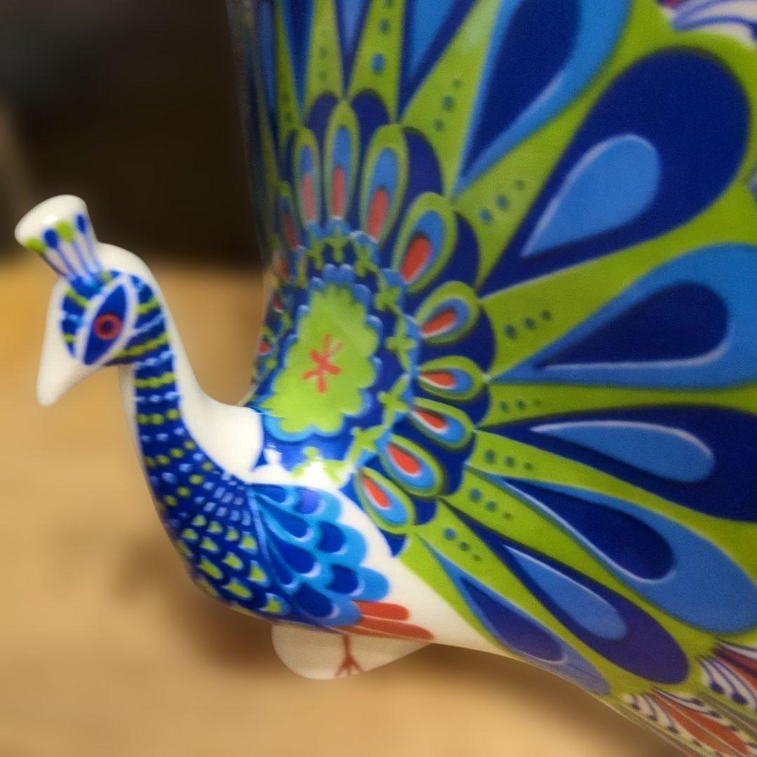 ◯サルガデロス　陶器製　孔雀　置物オブジェ