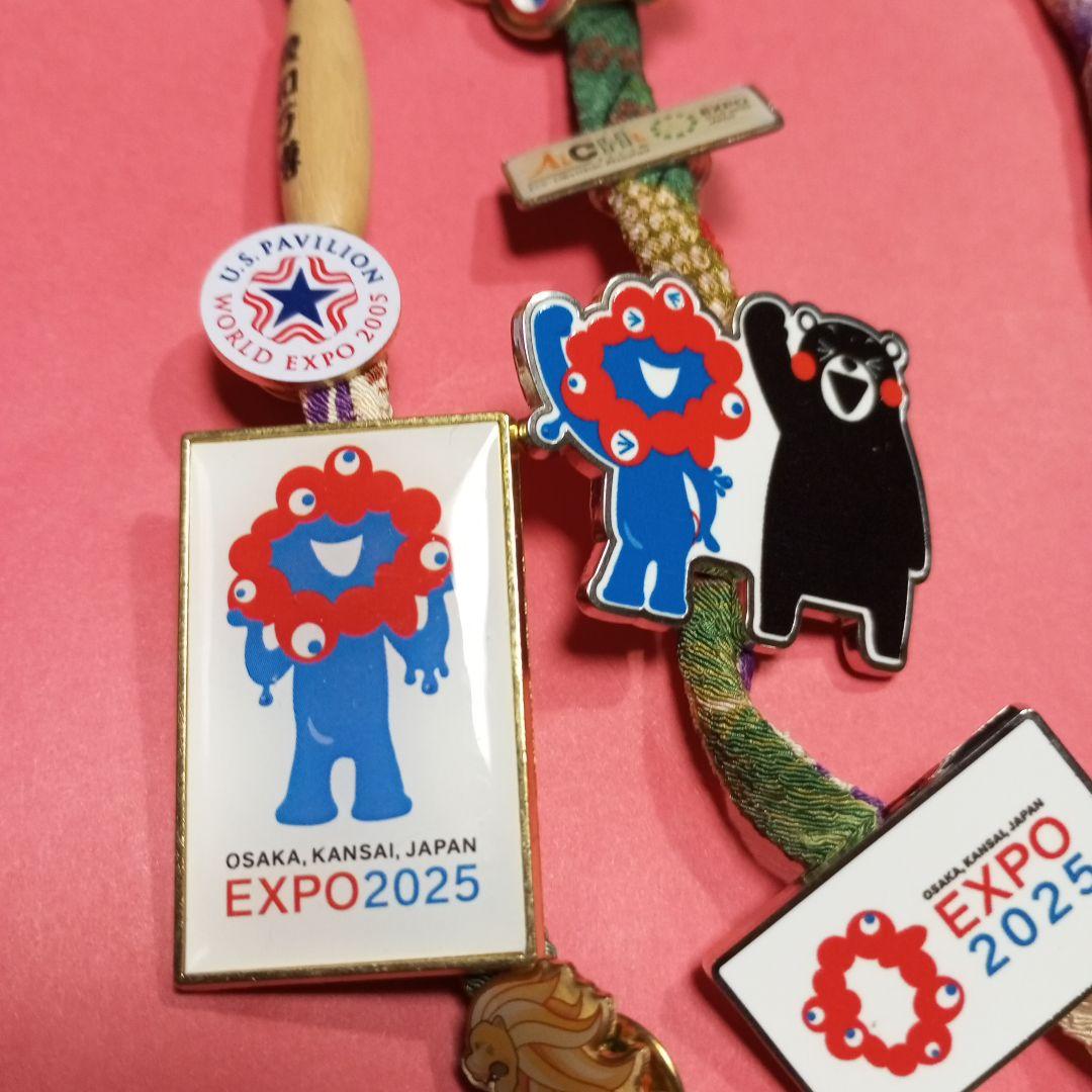 愛・地球博と大阪関西万博　モリゾーキッコロとミャクミャクとパビリオンピンバッチ