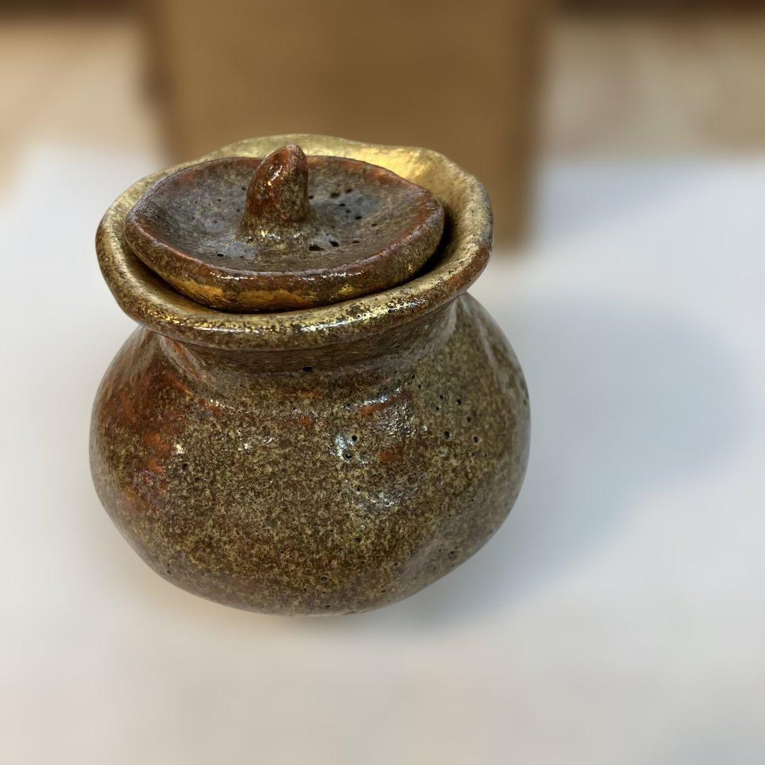 茶道具　飴楽　宝袋香合　楽印　箱書　半古斎　本体内側が金色　共箱　S62KG