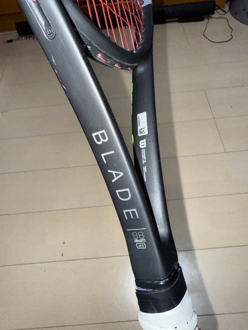 ウィルソン テニスラケット BLADE 98 V7 305g 18x20