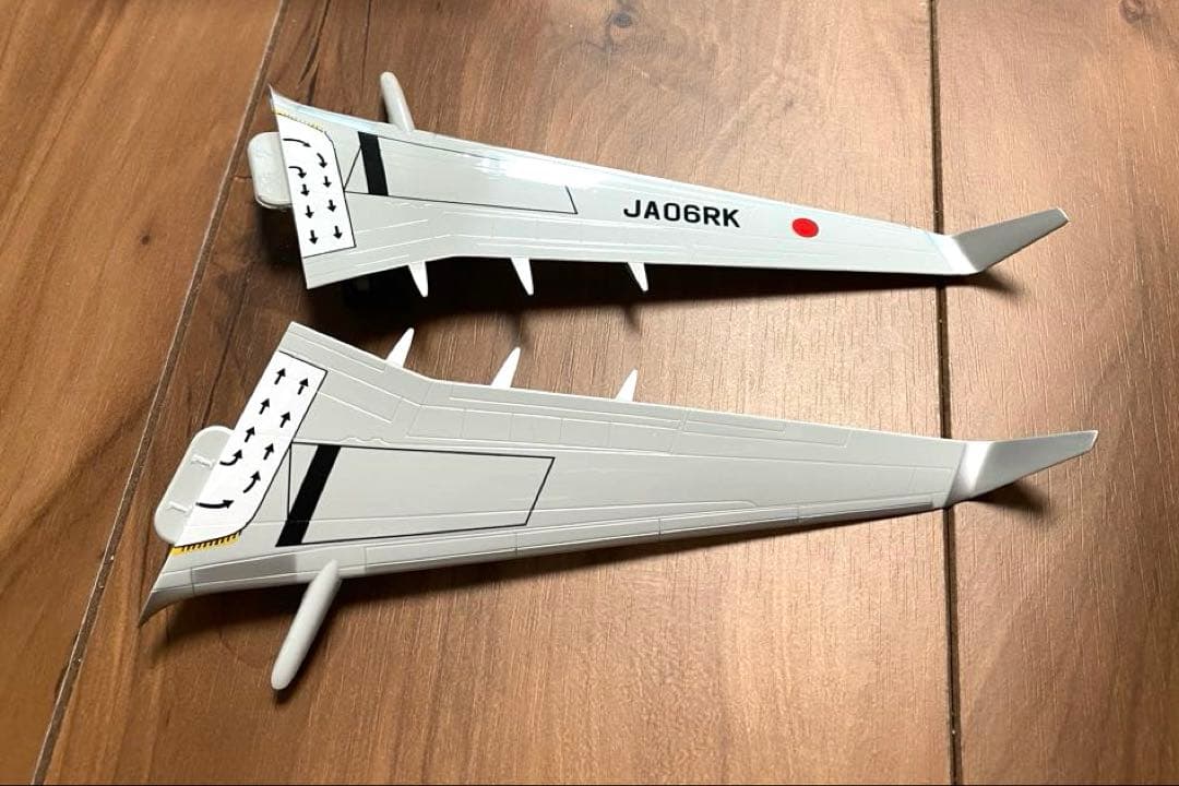 【ほぼ新品】JTAさくらジンベエ Boeing 737-800 1/130