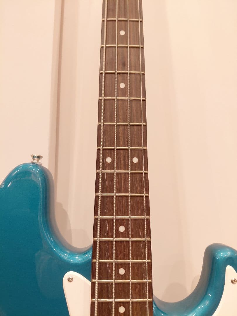 Busker’s バスカーズ　エレキベース ジャズベース ターコイズブルー