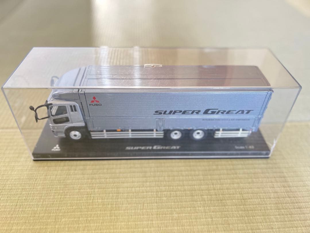 FUSO SUPER GREAT トラック 1/43