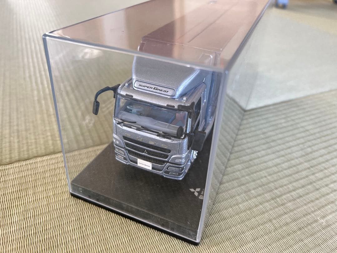 FUSO SUPER GREAT トラック 1/43