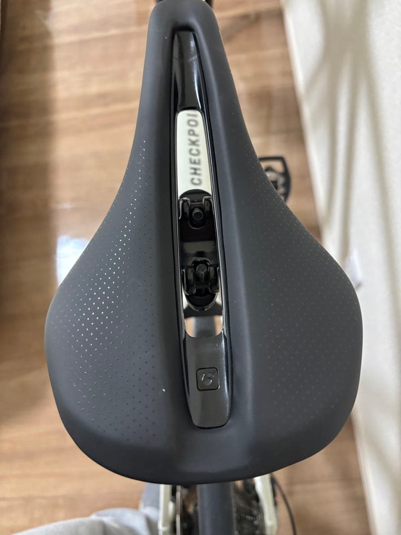 TREK 「トレック」 CHECKPOINT ALR5 2023年モデル