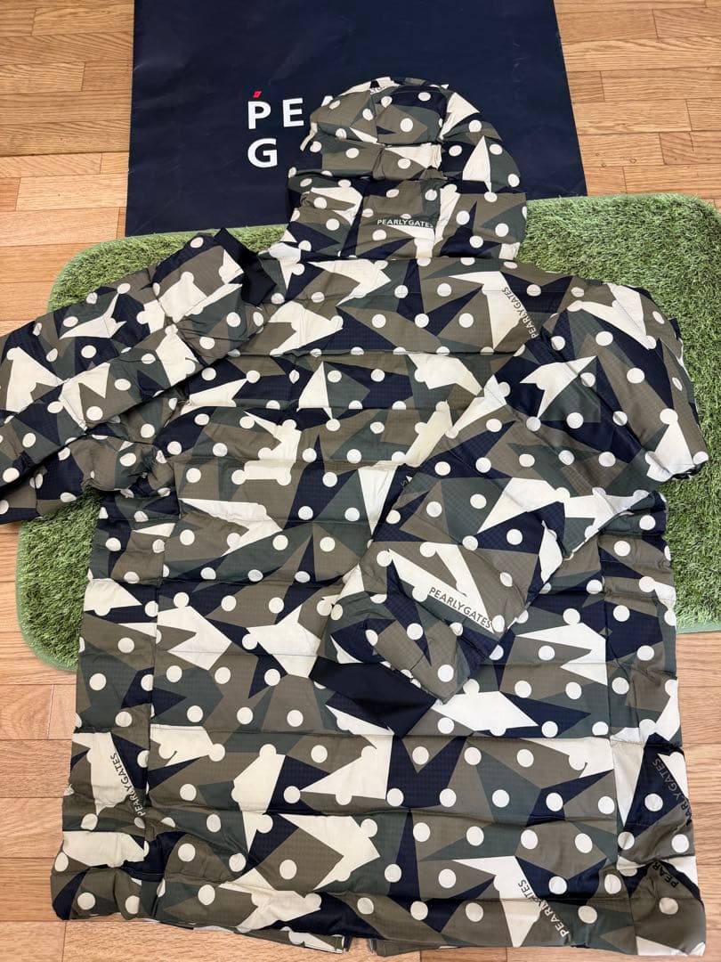 ¥90,200新品パーリーゲイツ中綿セットアップ撥水保温防水ブルゾンパンツ真冬に