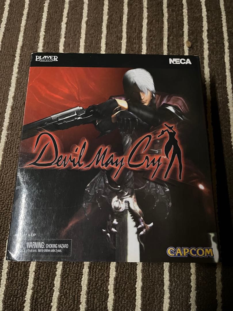 NECA Devil May Cry•フィギュア デビルメイクライ/ダンテ