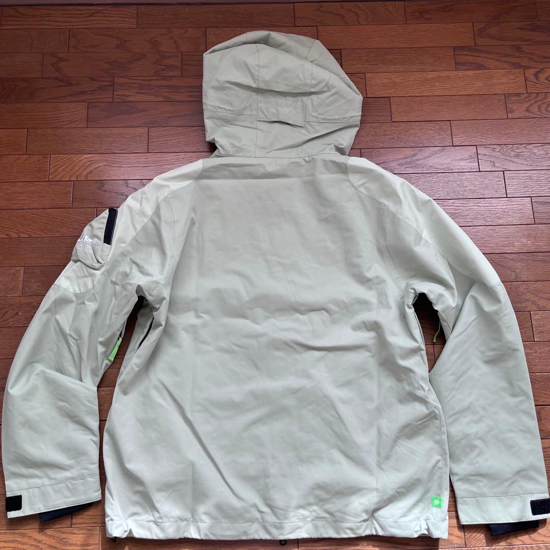 NEWモデル　686 HUFコラボ　スノーボードウェア上下　ジャケット&パンツ