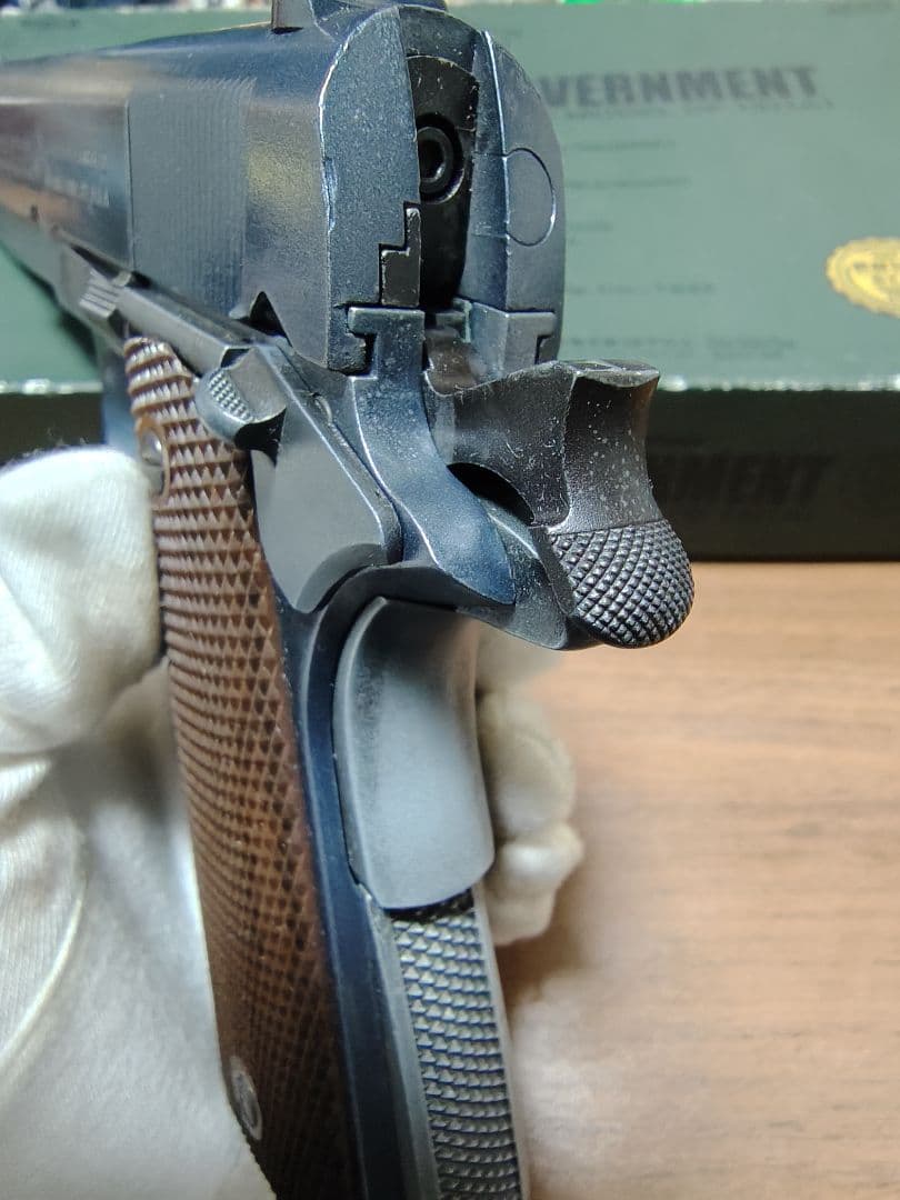 東京マルイ コルトガバメント M1911A1塗装ガスハンドガン(18歳以上)