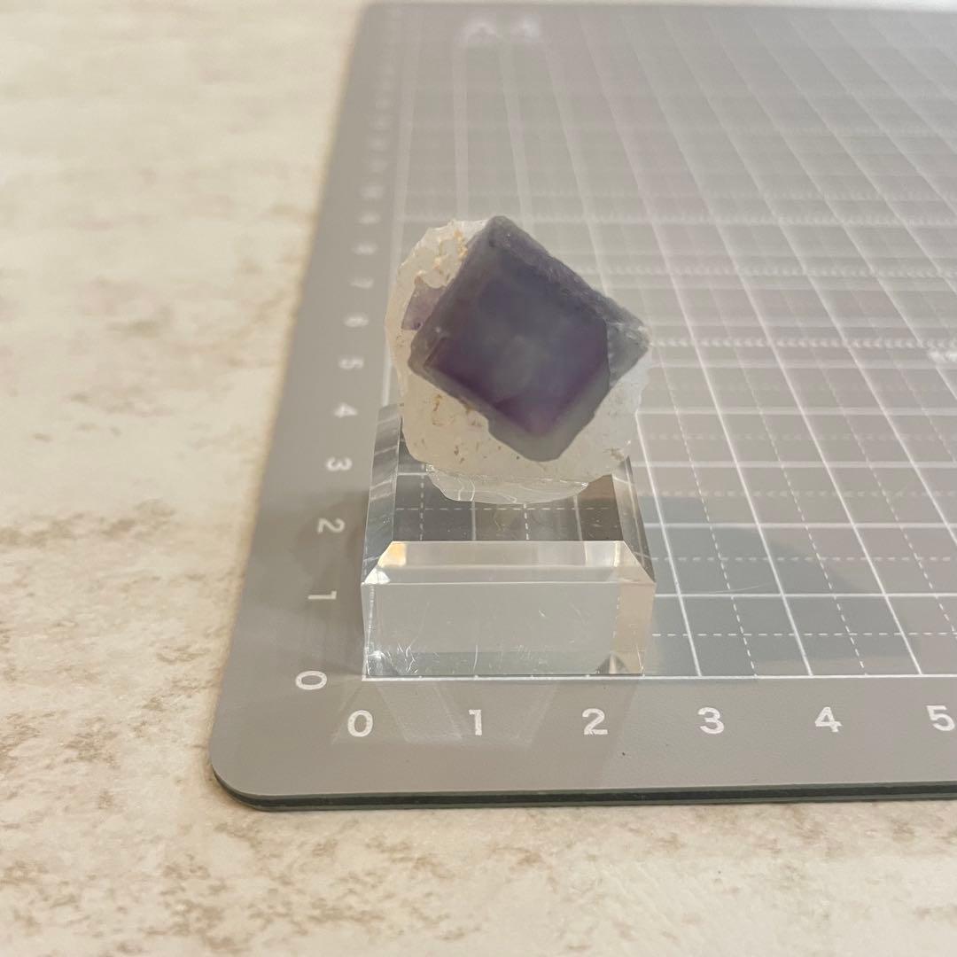 (25806) ナミビア Omehana産 フローライト 蛍石 鉱物標本 原石