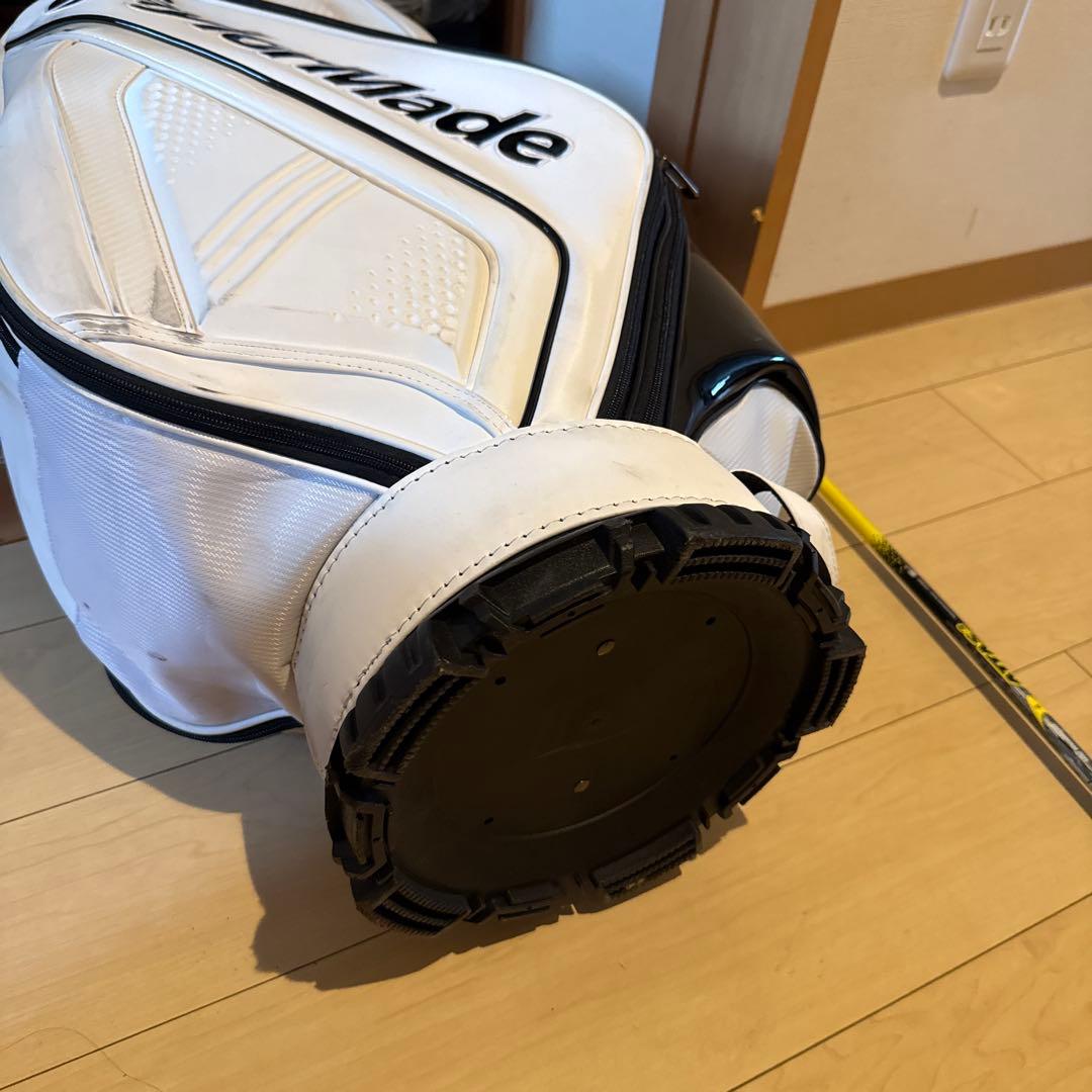 テーラーメイドキャディバッグ