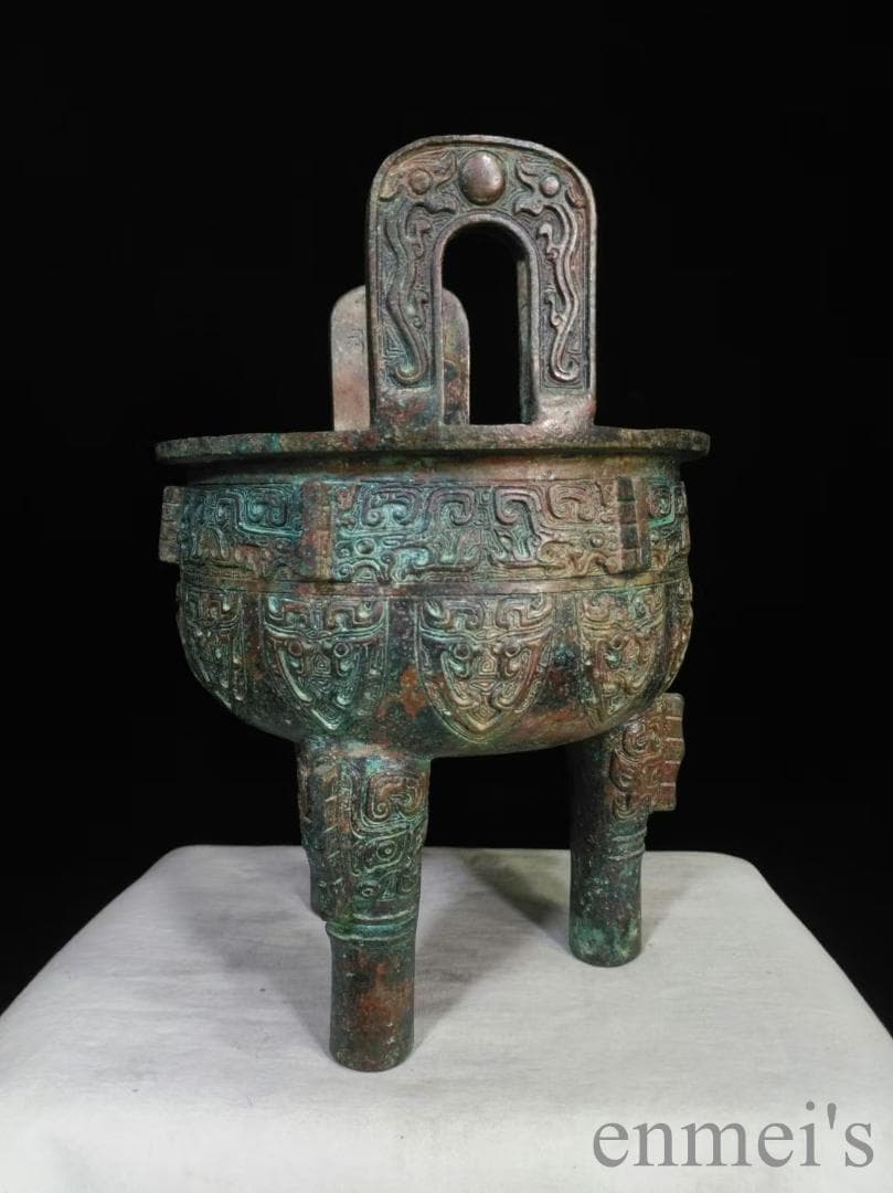 中国古美術【雲雷文鼎】青銅器 礼器 祭祀 鼎 高浮彫 手彫り 古美味 時代物