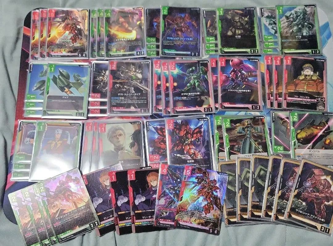 ガンダムカードゲーム　赤緑ジオンデッキ