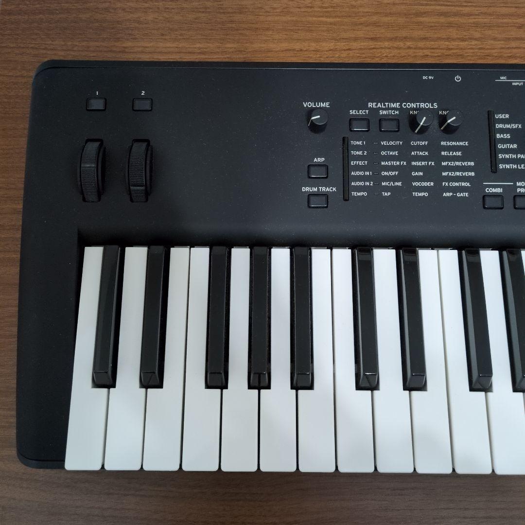 KROSS2-61-MB【純正ケース付】61鍵キーボードシンセサイザー