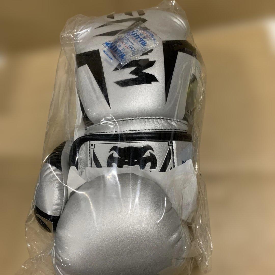 新品　VENUM ボクシング グローブ ELITE 1392-451 12oz