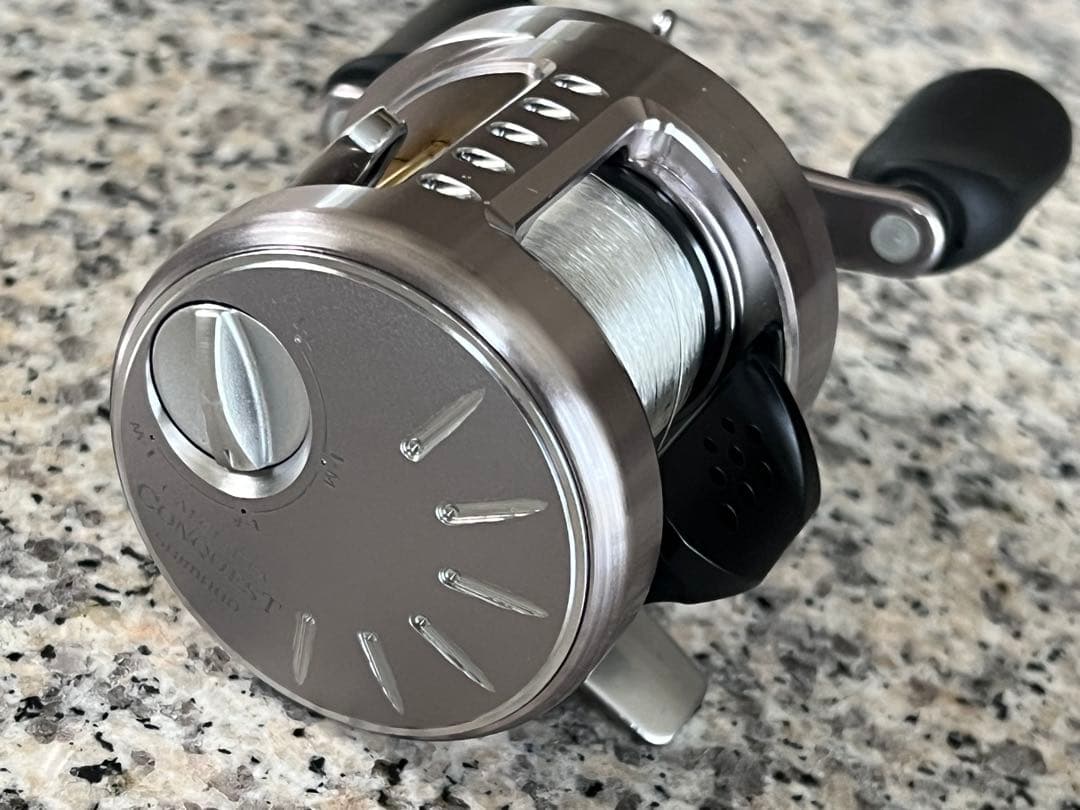 シマノ / SHIMANO ● 11 カルカッタコンクエスト50DC ハイギア