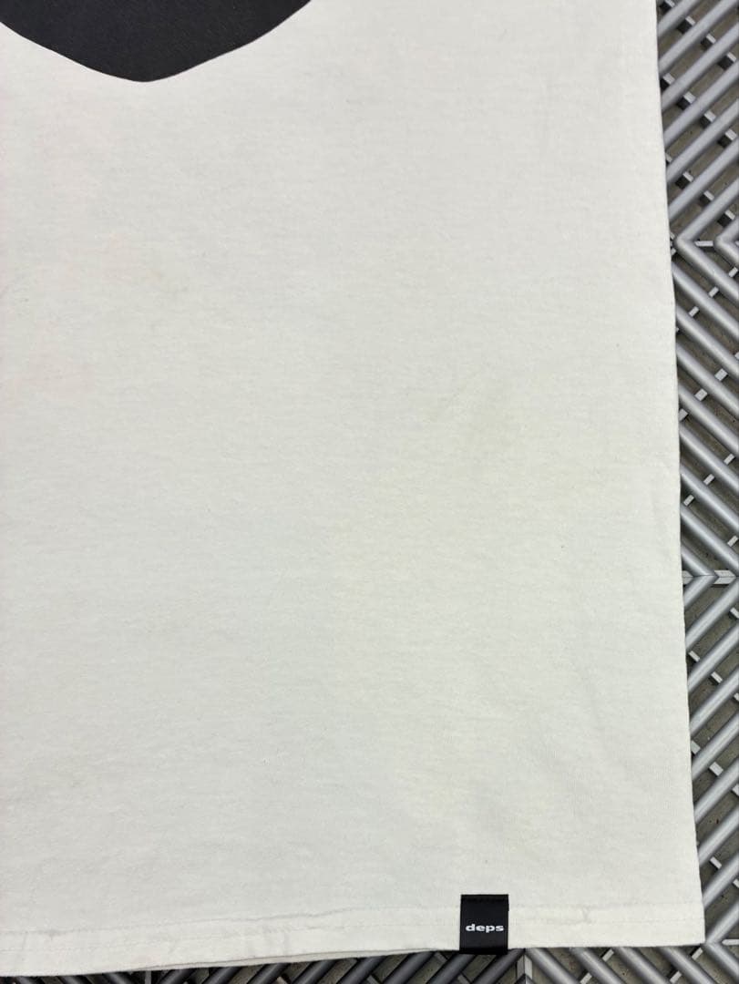 希少！限定！M！ホワイト！デプス×バスブリゲード ダブルネーム ロゴ Tシャツ