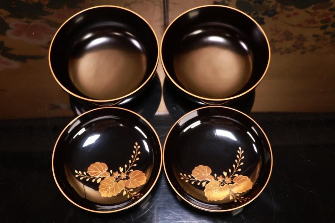 BJ018　輪島塗　布着堅地　盛岡庄五郎 作　縁金 草花金蒔絵椀　二客　木製