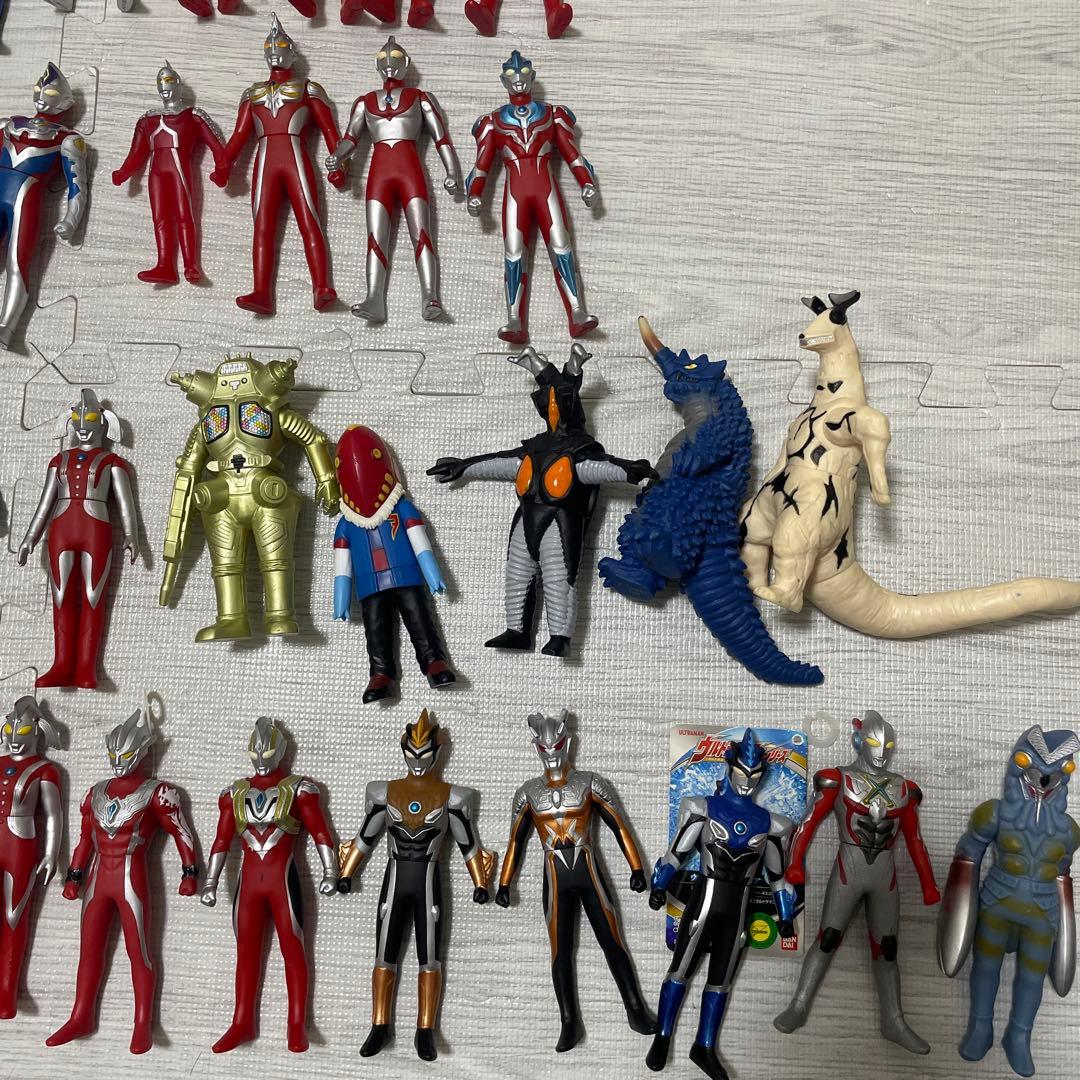 ウルトラマンフィギュアセット　ソフビ